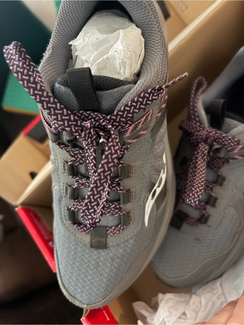Saucony Women's Gray Trainers with Pink Accent Laces